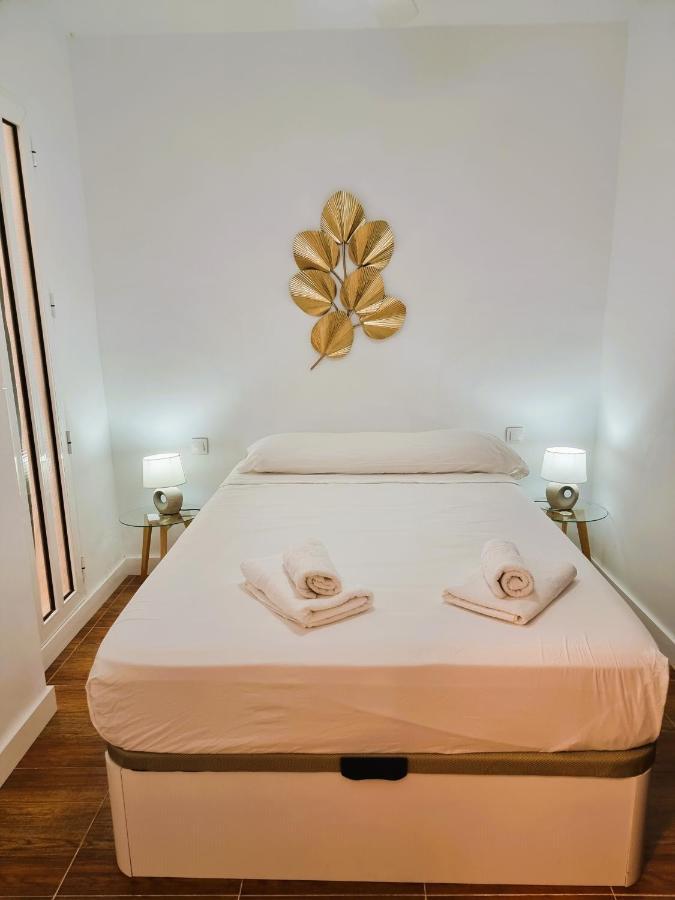 Claudia Tourist Apartment Alicante Ngoại thất bức ảnh