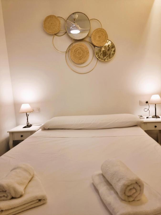 Claudia Tourist Apartment Alicante Ngoại thất bức ảnh
