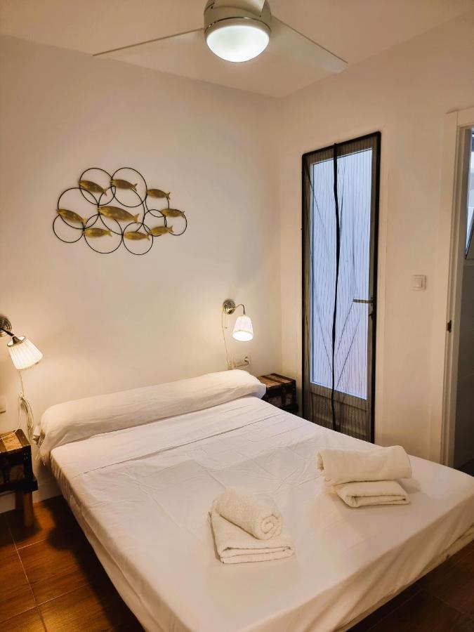 Claudia Tourist Apartment Alicante Ngoại thất bức ảnh