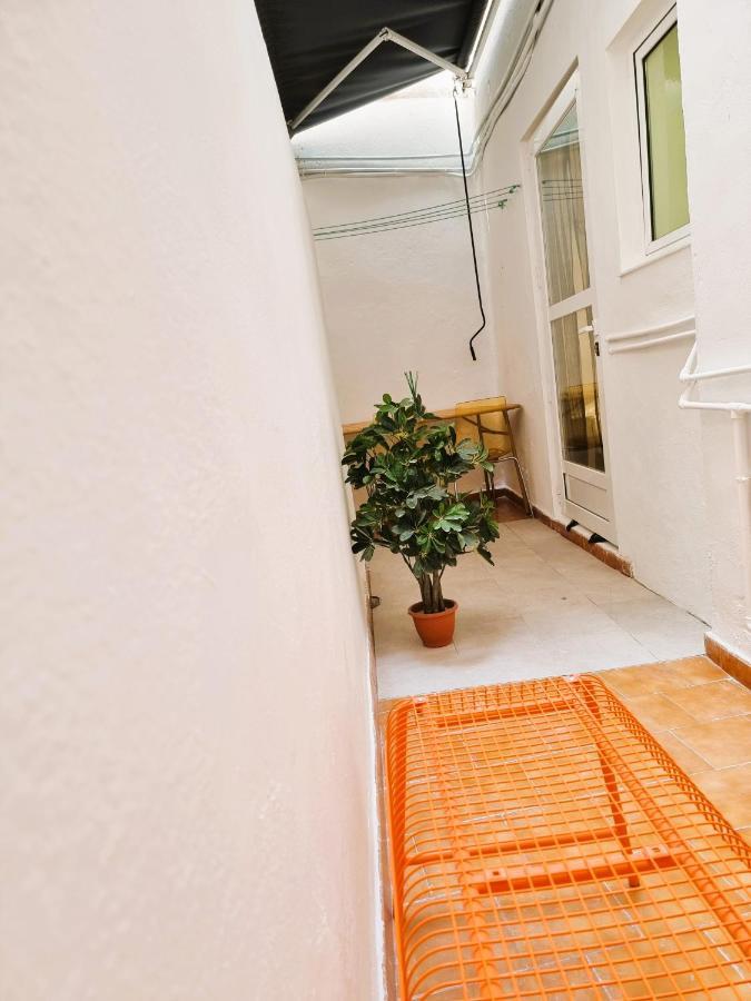 Claudia Tourist Apartment Alicante Ngoại thất bức ảnh