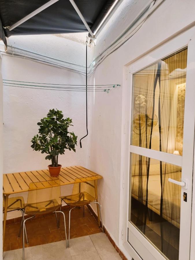 Claudia Tourist Apartment Alicante Ngoại thất bức ảnh